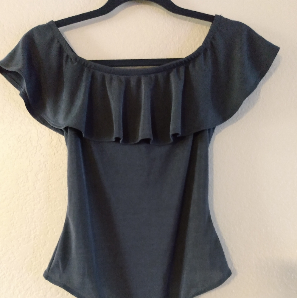 Top - Picture 2 of 5